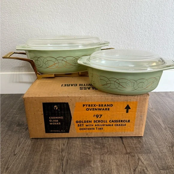 1962 Vintage Pyrex Golden Scroll Casserole Set - Light Green with Gold Accents - Picture 1 of 9